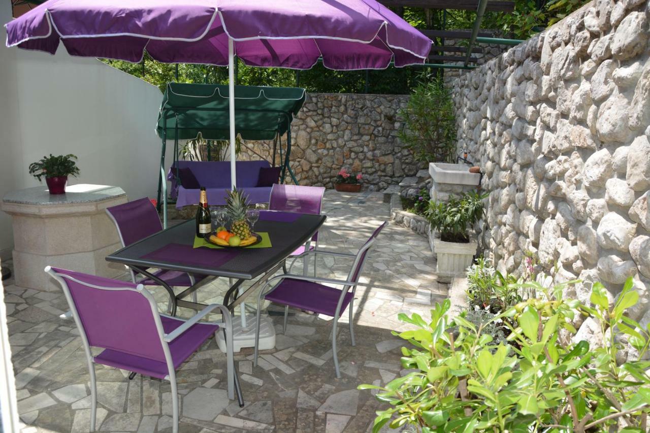 Apartment Zelena Oaza Lovran Exterior photo